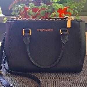 Michael Kors Kellen Black Satchel, Shoulder or Crossbody Excellent Used Cond.